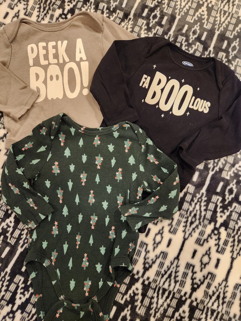 Old Navy Baby Holiday Onesies, Size 12-18M